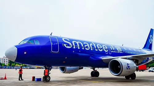 Smartee Denti-テクノロジーがスプリング航空でテーマの飛行機をデビュー